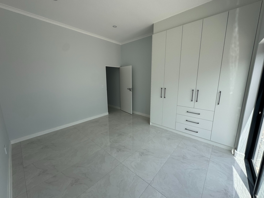 4 Bedroom Property for Sale in Sandown Western Cape